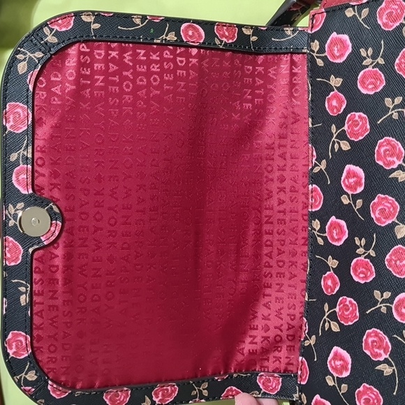 Kate Spade Crossbody - Picture 3 of 8